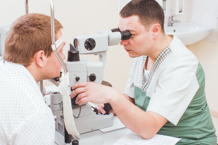 Клиника Анти-Эйдж: лечение глаукомы